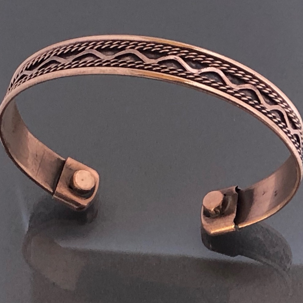 Pure Copper Wave Design Magnetic Bracelet Energy Cuff Bangle